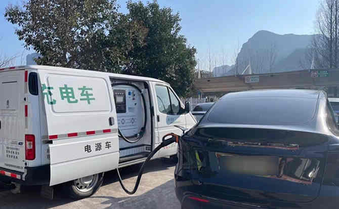 柳城汽车搭电